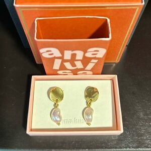 Madewell Freshwater Pearl Drop Earrings in Vintage Gold